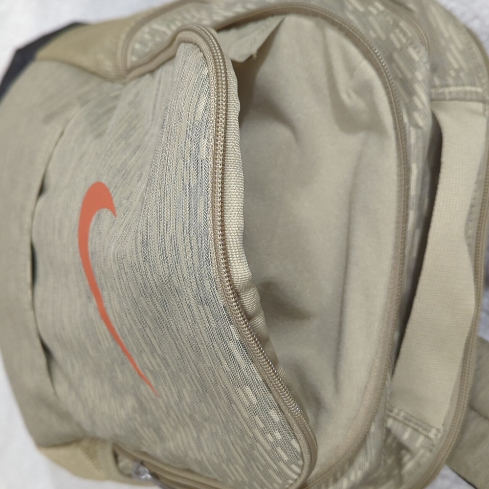 Nike Backpack - Picture 8 of 12